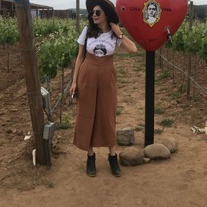 Super cute silky pants